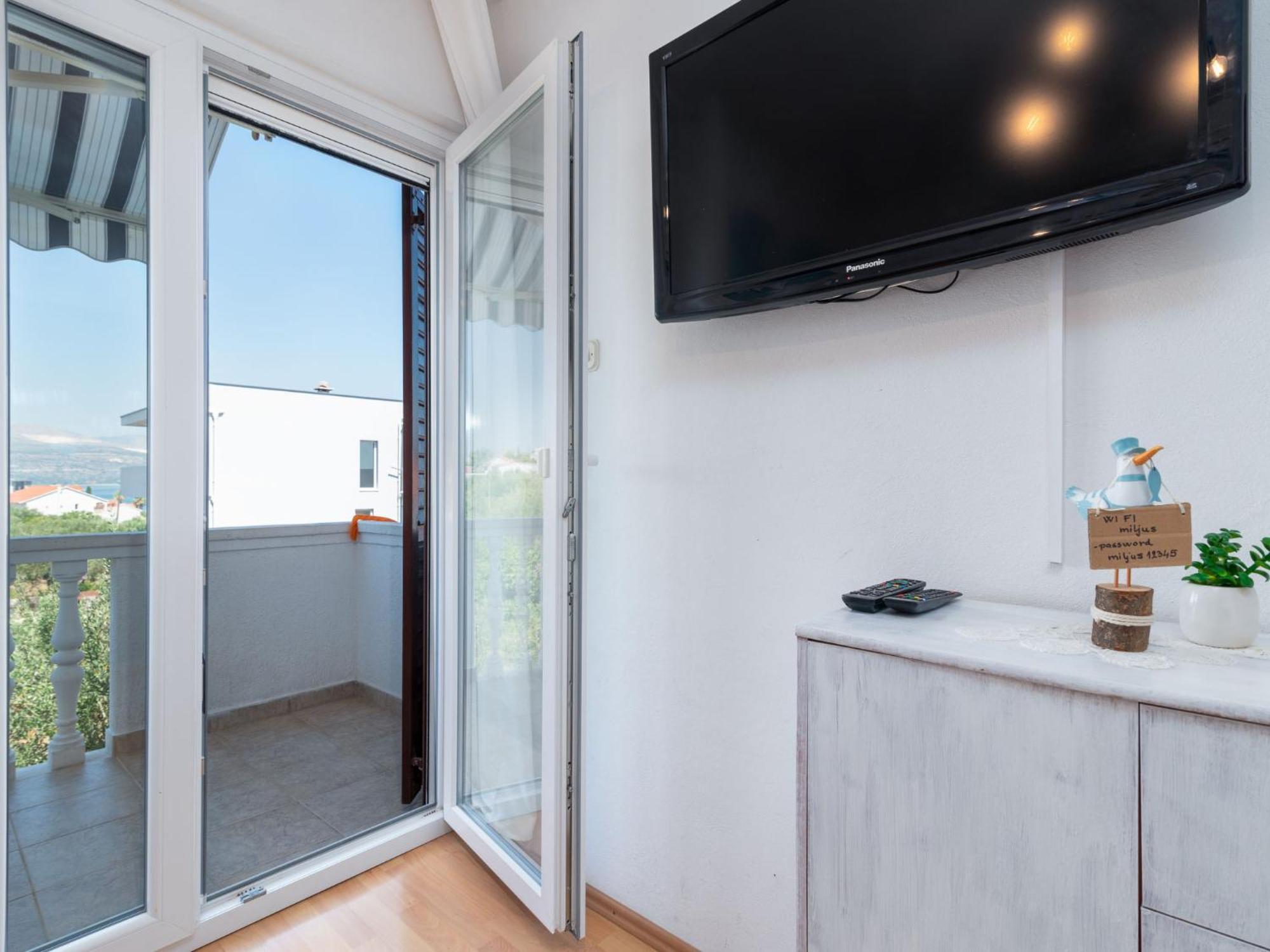 Apartment Miljus By Interhome Trogir Eksteriør billede