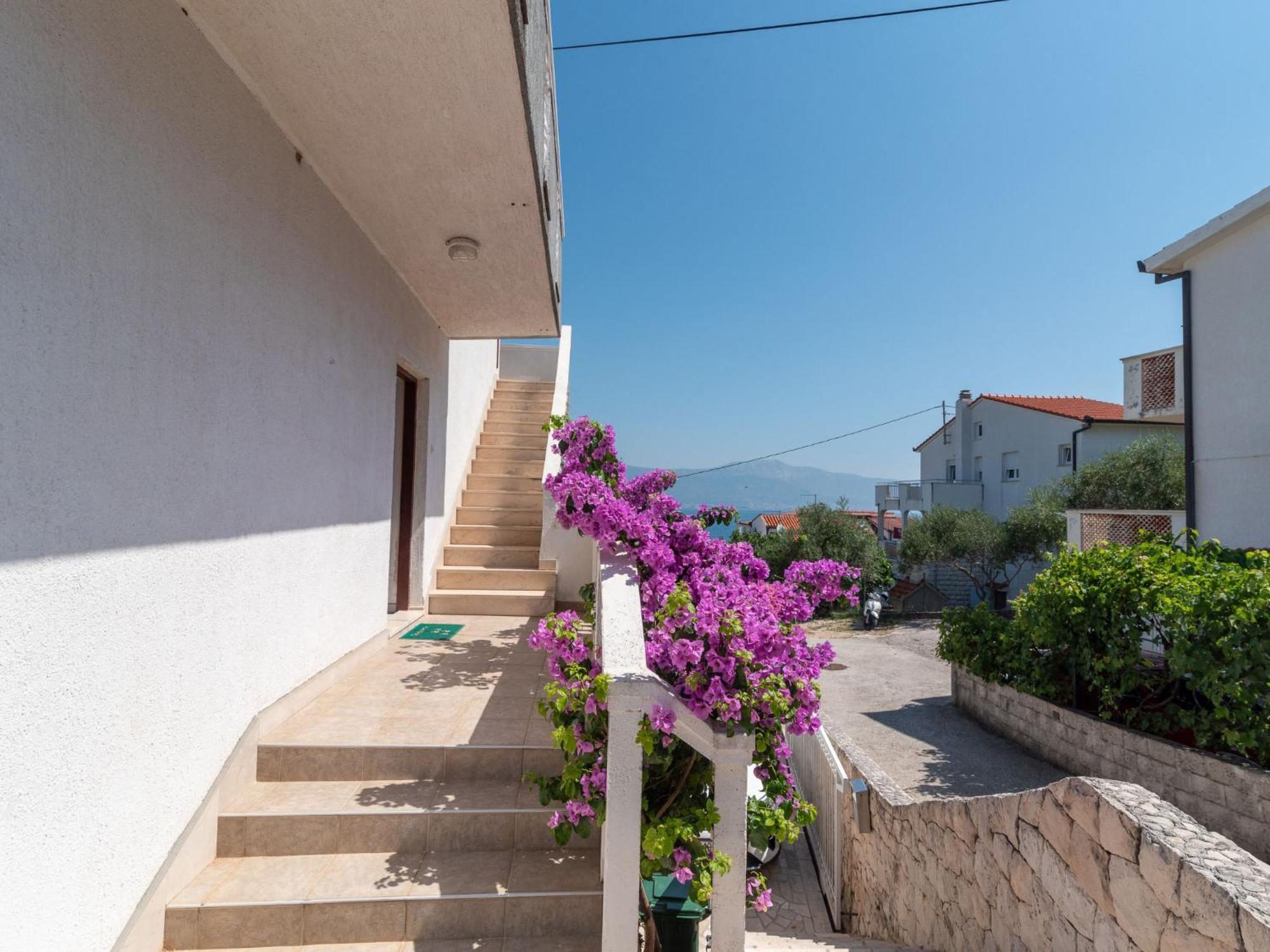 Apartment Miljus By Interhome Trogir Eksteriør billede